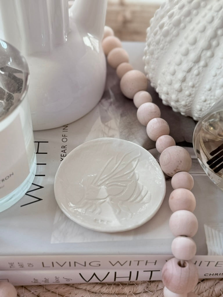 Small Bee handmade trinket / Wall decor / For all dish - BEE #1