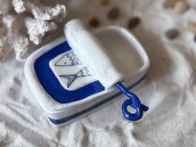 Load image into Gallery viewer, Sardin trinket / jewellery box /home decoration