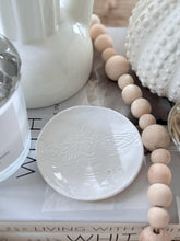 Load image into Gallery viewer, Medium Bee handmade trinket / Wall decor / For all dish - BEE #2