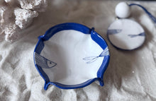 Load image into Gallery viewer, Medium Ring dish / Trinket tray / Jewellery tray