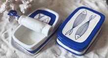 Load image into Gallery viewer, Sardin trinket / jewellery box /home decoration